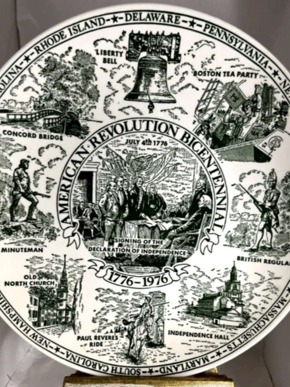 Vintage American Revolution Bicentennial Collectors Plate 1976 Commemorative #1
